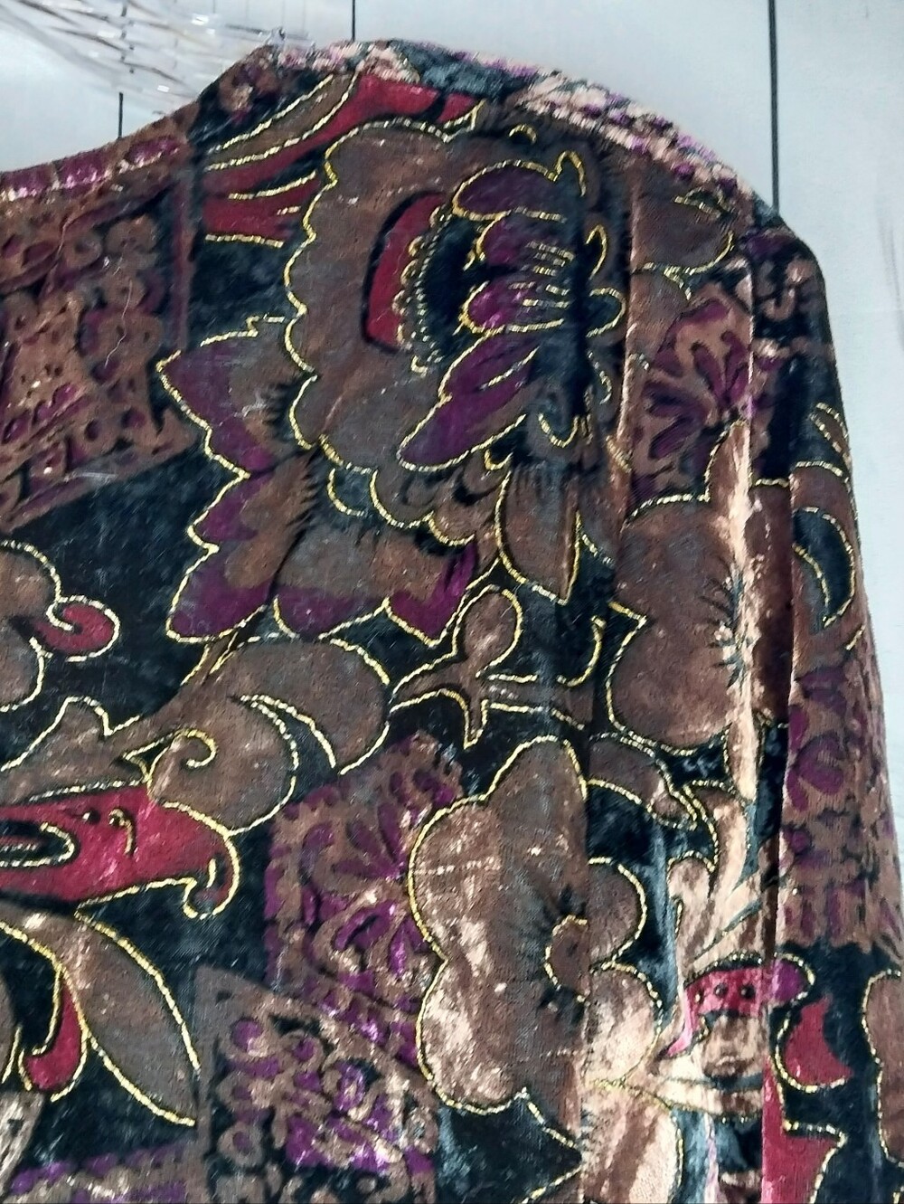 Paquette Vintage Retro 80’s Velvet Floral Burnout Button-Front Cropped Jacket - Picture 8 of 9